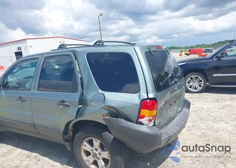 2007 Ford Escape Xlt/Xlt Sport from USA, damaged, VIN 1FMCU93117KB43382